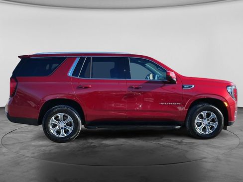 Used 2023 GMC Yukon SLE AWD/4WD image 11