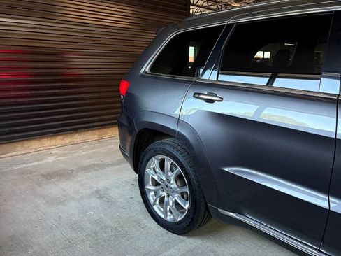 Used 2014 Jeep Grand Cherokee Summit AWD/4WD image 10
