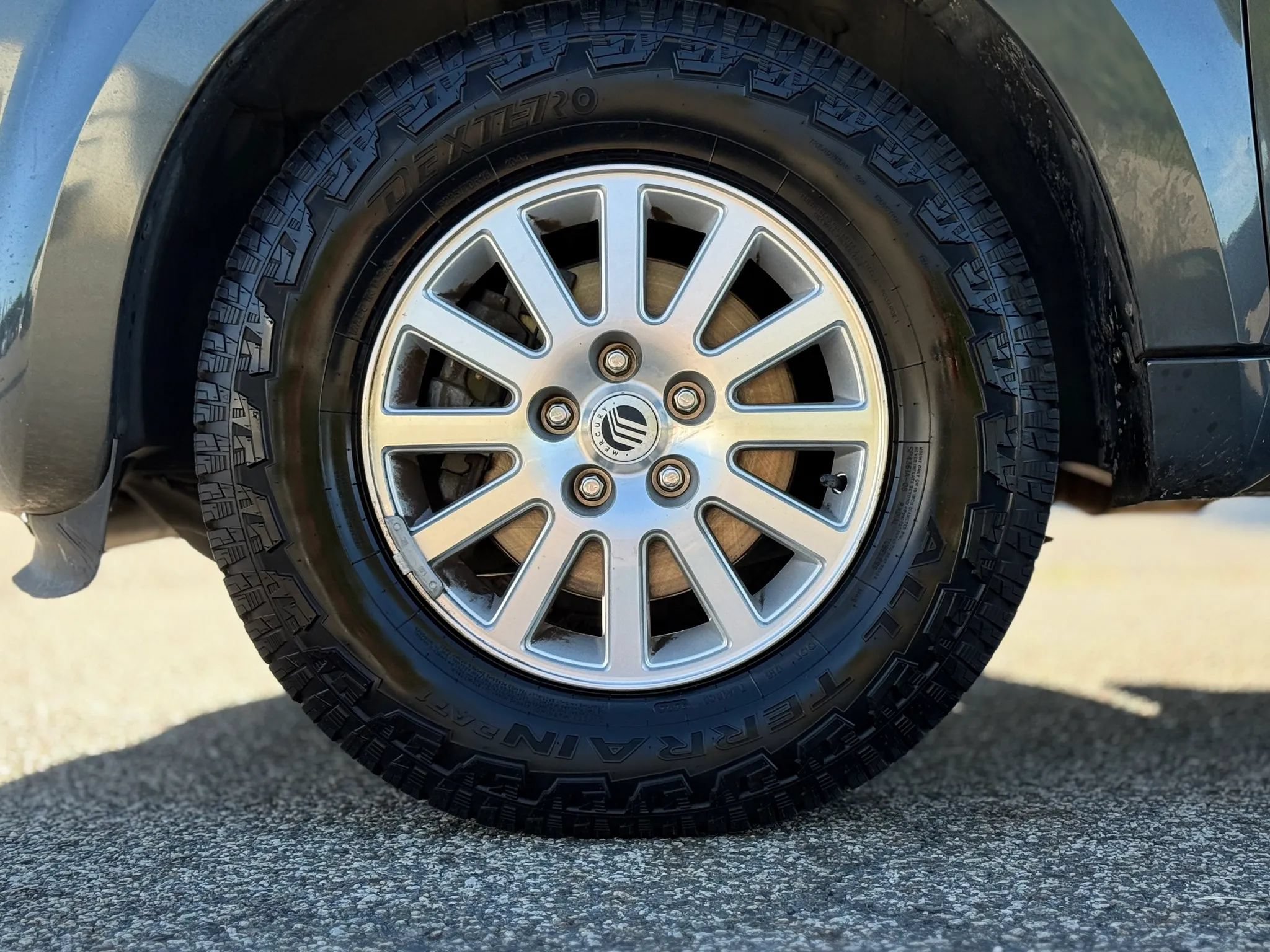 Used 2010 Mercury Mariner Premier FWD image 30