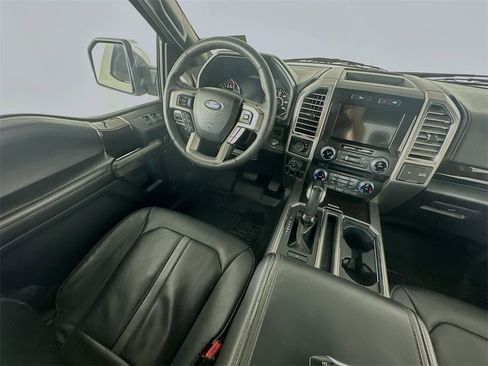 Used 2016 Ford F150 Platinum w/ Technology Package image 9