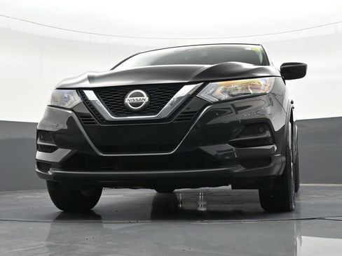 Used 2021 Nissan Rogue Sport S image 34