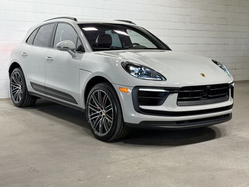 Certified 2026 Porsche Macan S AWD/4WD image 6