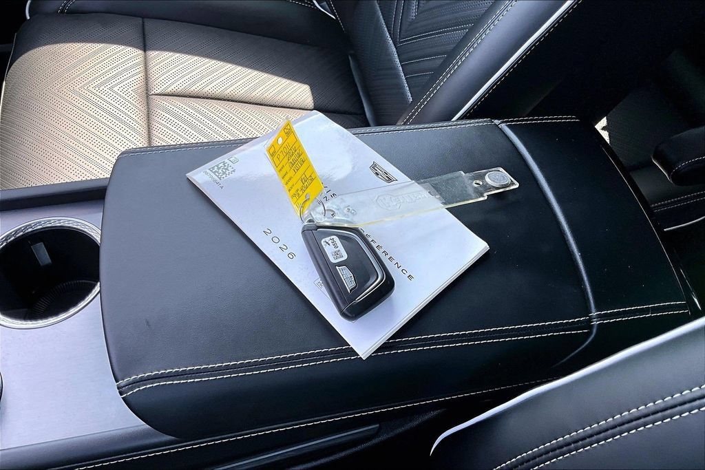 Certified 2026 Cadillac Vistiq Platinum w/ LPO, Floor Liner Package AWD/4WD image 36
