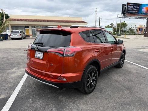 Used 2016 Toyota RAV4 SE FWD image 5
