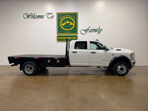 Used 2021 RAM 5500 Tradesman w/ Towing Technology Group image 9