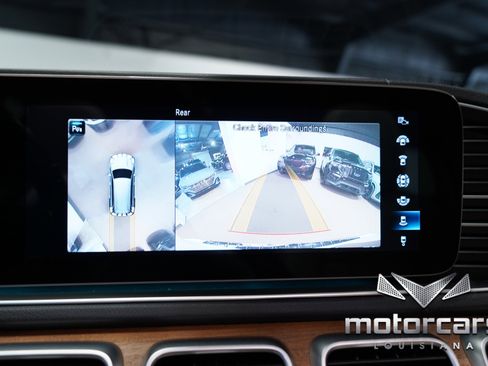 Used 2021 Mercedes-Benz GLS 450 4MATIC image 38