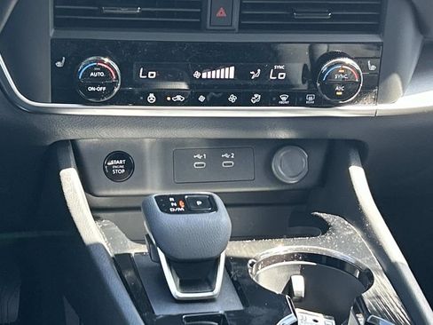 New 2026 Nissan Rogue SV AWD/4WD image 26