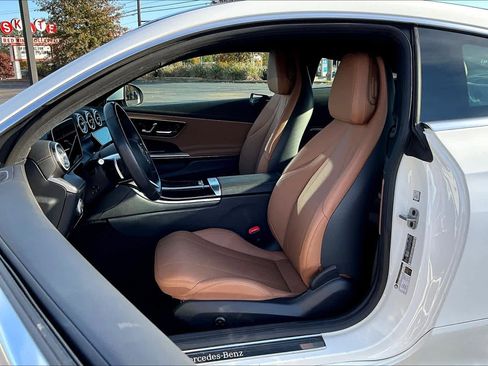 Certified 2025 Mercedes-Benz CLE 300 4MATIC Coupe image 7