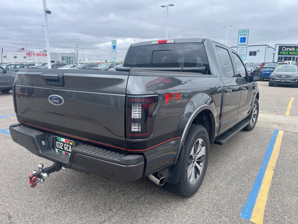 Used 2017 Ford F150 XLT w/ Equipment Group 302A Luxury AWD/4WD image 7