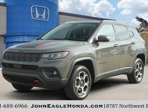 Used 2022 Jeep Compass Trailhawk w/ Sun and Sound Group AWD/4WD image 1