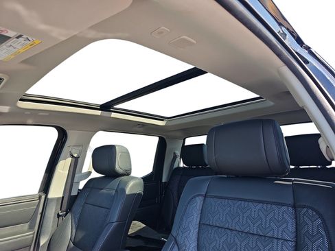 Used 2023 Toyota Tundra Limited AWD/4WD image 26
