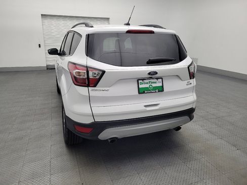 Used 2018 Ford Escape SE image 6