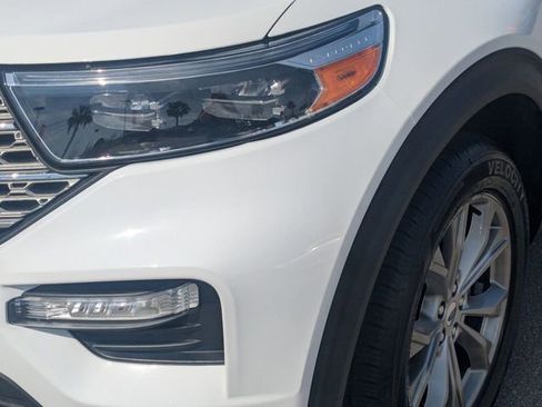 Used 2023 Ford Explorer Limited AWD/4WD image 9