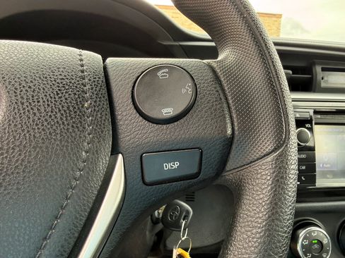 Used 2016 Toyota Corolla L FWD image 21