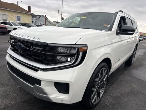 New 2025 Ford Expedition Max Platinum w/ Platinum Ultimate Package AWD/4WD image 10