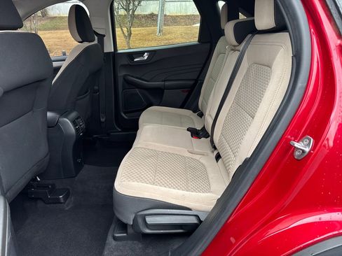 Used 2021 Ford Escape SE w/ Convenience Package image 25