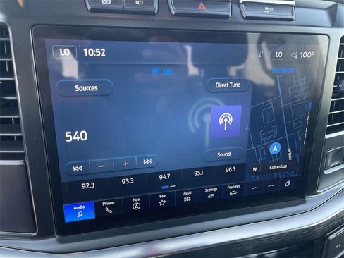 Used 2023 Ford F350 Lariat w/ Chrome Package image 16