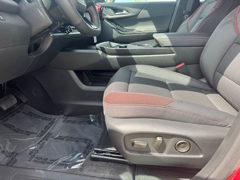 New 2026 Chevrolet Equinox RS AWD/4WD image 5