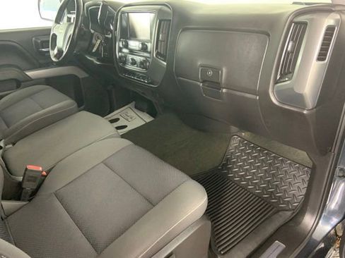 Used 2018 Chevrolet Silverado 1500 LT w/ All Star Edition AWD/4WD image 15