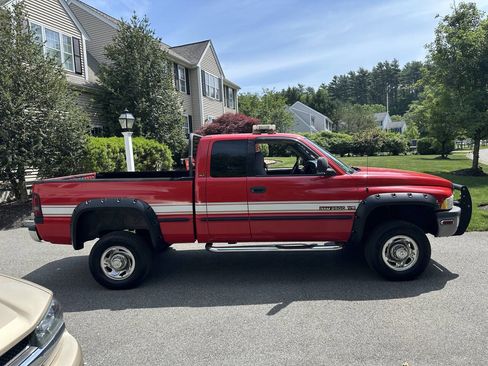 Used 1999 Dodge Ram 2500 Truck 4x4 Quad Cab image 9