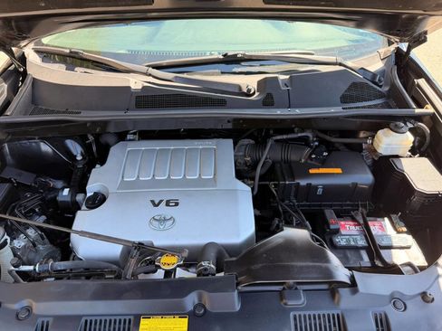 Used 2013 Toyota Highlander Limited image 9