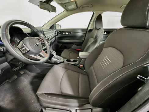 Used 2019 Kia Forte S FWD image 13