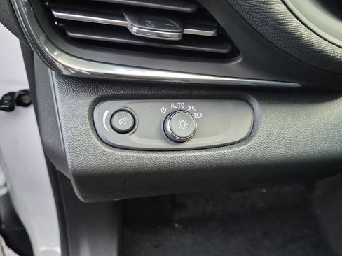 New 2026 Buick Envista Sport Touring w/ Convenience I Package FWD image 27