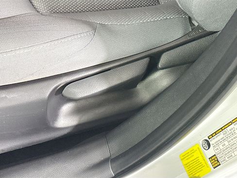Used 2023 Toyota Corolla SE FWD image 13