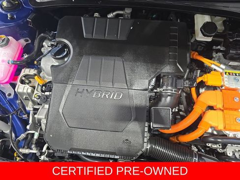 Certified 2025 Hyundai Elantra Limited FWD image 31