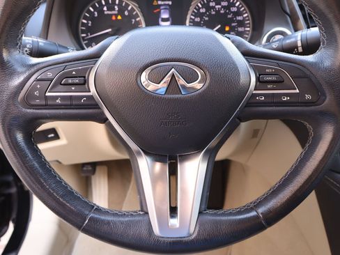 Used 2018 INFINITI Q50 Luxe w/ Essential Package (3.0T Luxe) RWD image 13