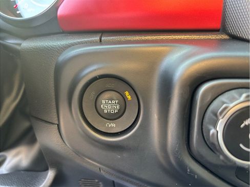 Used 2022 Jeep Gladiator Rubicon w/ LED Lighting Group AWD/4WD image 23