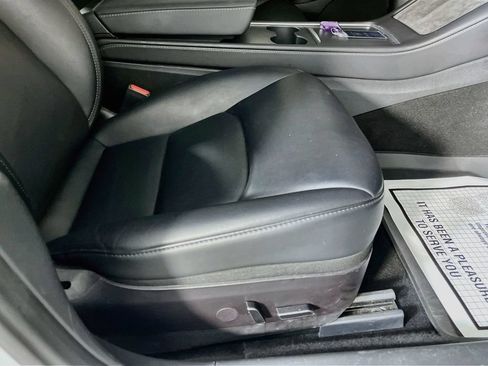 Used 2023 Tesla Model 3 Standard Range RWD image 32