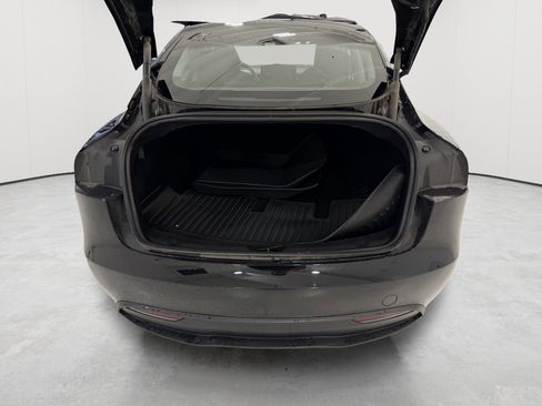 Used 2025 Tesla Model 3 Long Range RWD image 11