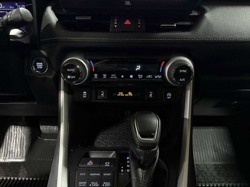 Used 2023 Toyota RAV4 XLE Premium AWD/4WD image 21