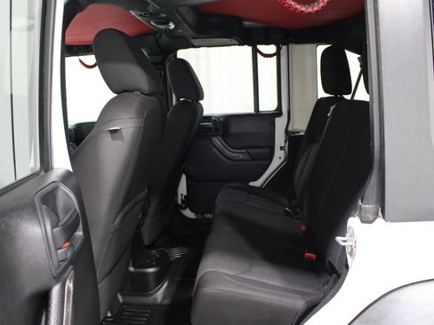 Used 2016 Jeep Wrangler Unlimited Sport w/ Quick Order Package 24S AWD/4WD image 16