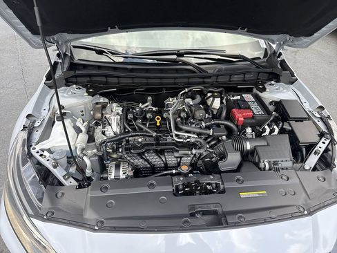 New 2025 Nissan Altima 2.5 SR image 9