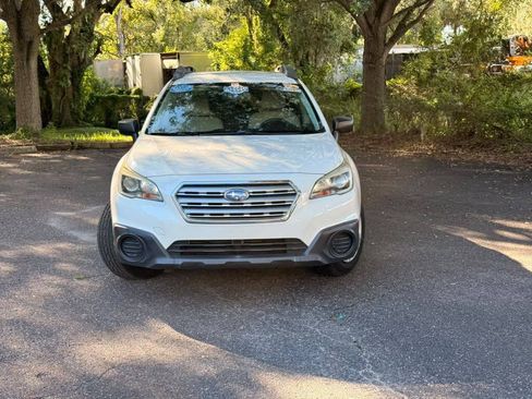 Used 2015 Subaru Outback 2.5i AWD/4WD image 2