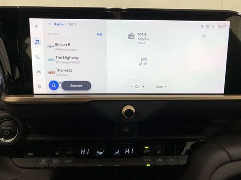 Used 2024 Toyota Crown XLE image 20