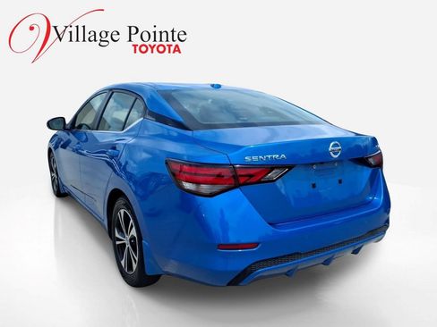 Used 2020 Nissan Sentra SV FWD image 2