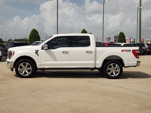 Used 2021 Ford F150 Lariat w/ Equipment Group 502A High AWD/4WD image 4