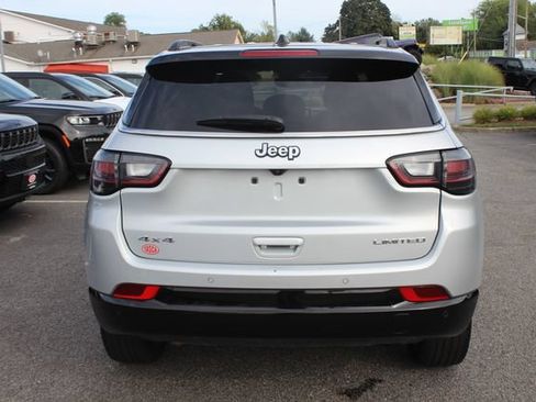 Used 2025 Jeep Compass Limited w/ Elite Group AWD/4WD image 29