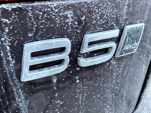 New 2026 Volvo XC60 B5 Ultra w/ Protection Package Premier image 9