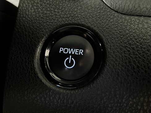 Certified 2025 Toyota Camry SE image 20