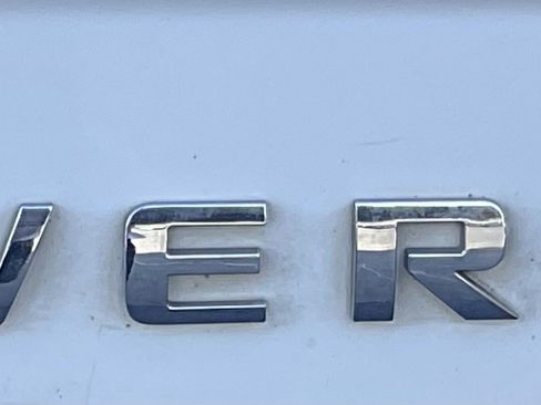 Used 2015 Chevrolet Silverado 2500 LT AWD/4WD image 7