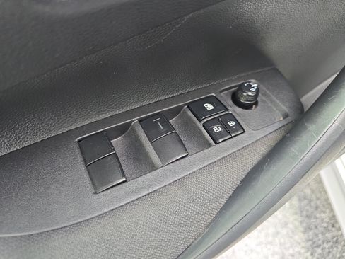 Used 2025 Toyota Corolla LE FWD image 19