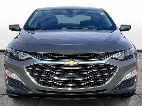 Used 2020 Chevrolet Malibu LT image 3