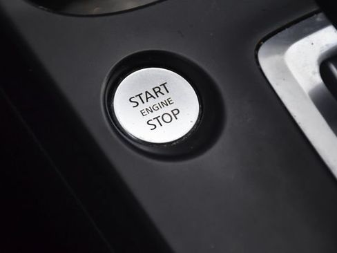 Used 2023 INFINITI QX50 Luxe w/ Accent Package FWD image 15
