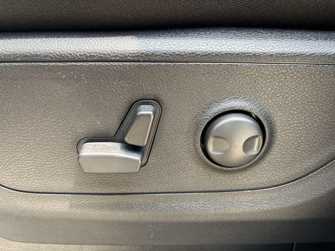 New 2026 RAM 1500 Big Horn AWD/4WD image 25