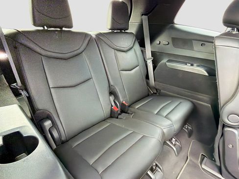 Used 2023 Cadillac XT6 Premium Luxury image 22