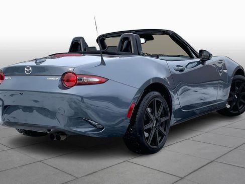Used 2021 MAZDA MX-5 Miata Grand Touring image 12